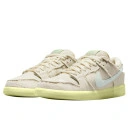 Nike SB Dunk Low Mummy DM0774-111