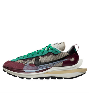 Nike Vaporwaffle sacai Villain Red Neptune Green DD3035-200